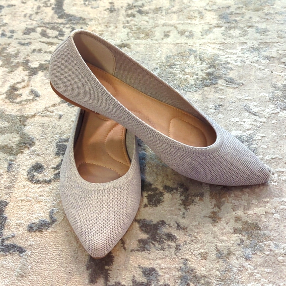 Grey marled pointy flat
